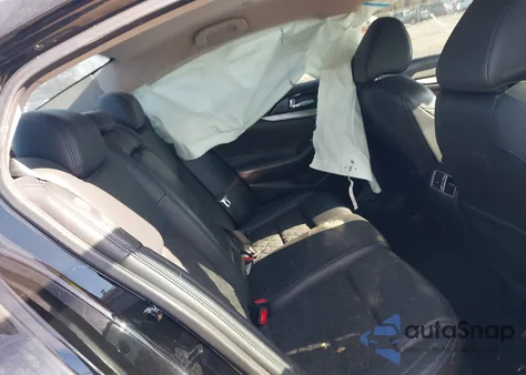 2017 Nissan Maxima 3.5 Sr z USA, uszkodzony, nr VIN 1N4AA6AP5HC455202